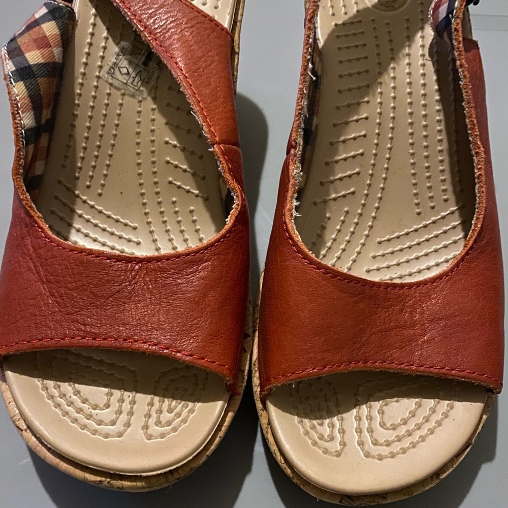 Croc Comfort Red Cork Wedges